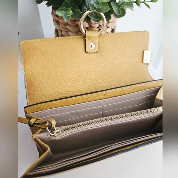 Authentic CHLOE Faye Leather Flap Wallet Card Holder Clutch WOC Crossbody - Picture 8 of 14